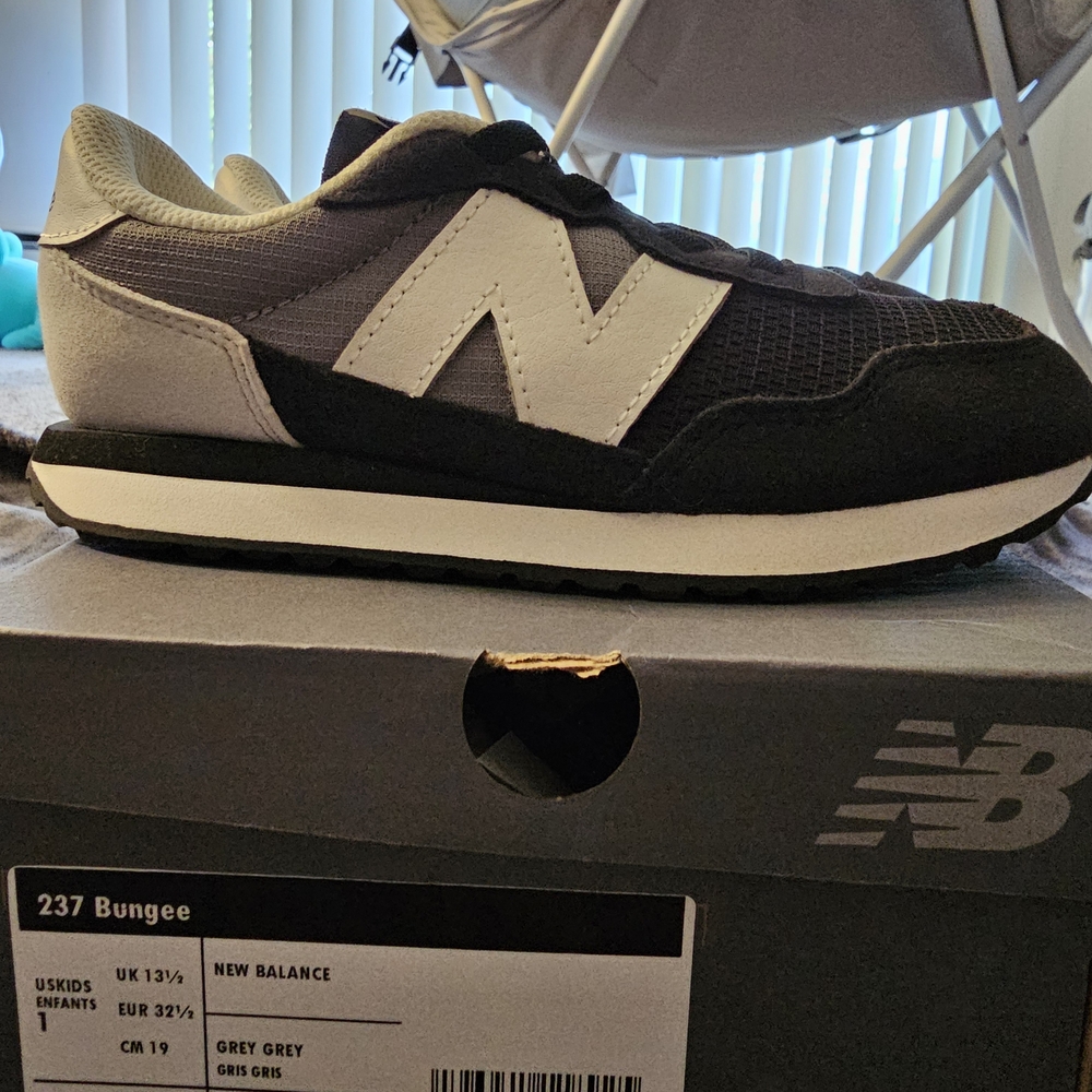 Kids New Balance 237 Bungee Sneakers